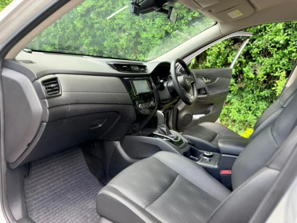 2020 Nissan X-Trail Hybrid Low Mileage