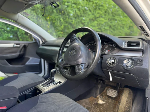 2013 Volkswagen Passat Low Mileage