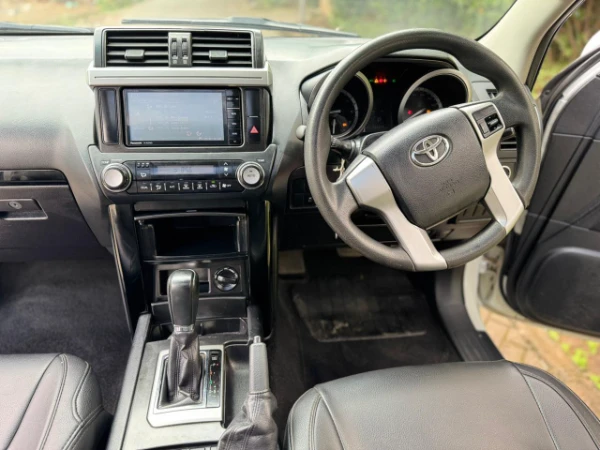 2016 Toyota LandCruiser Prado TX Sunroof