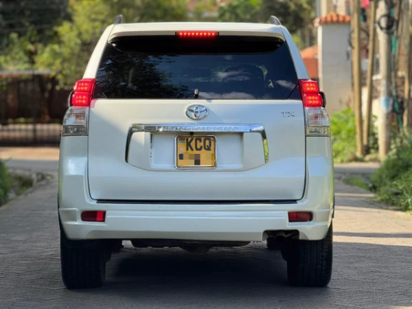 2012 Toyota LandCruiser Prado TX