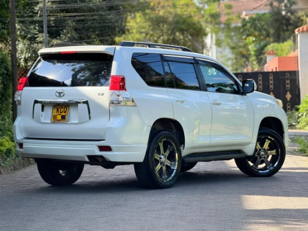 2012 Toyota LandCruiser Prado TX
