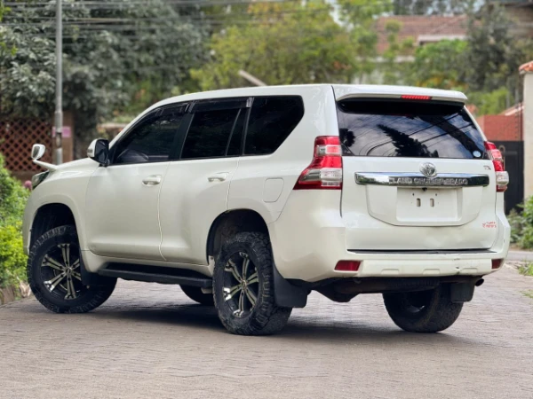 2016 Toyota LandCruiser Prado TX Sunroof