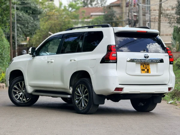 2019 Toyota LandCruiser Prado TZ.G Sunroof Low Mileage