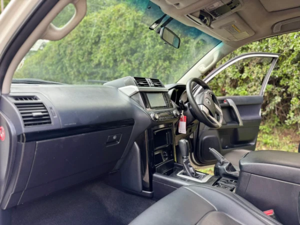 2016 Toyota LandCruiser Prado TX Sunroof
