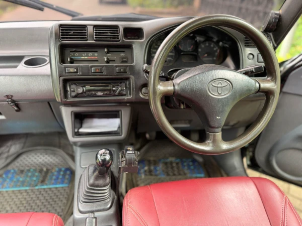 1999 Toyota RAV4 Sunrooof