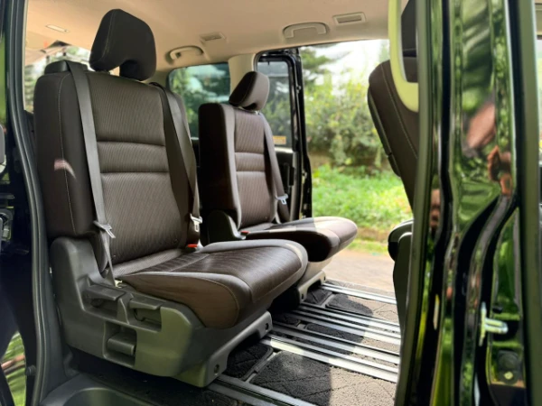 2018 Nissan Serena Highway Star