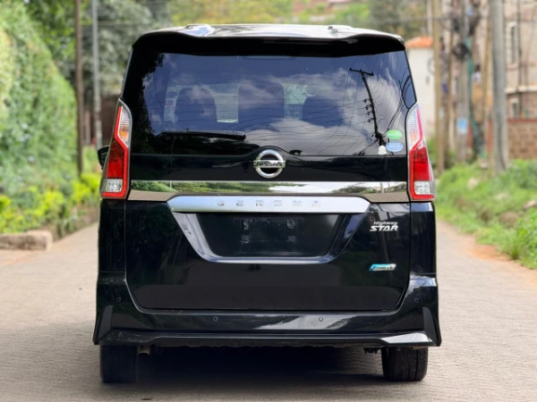 2018 Nissan Serena Highway Star