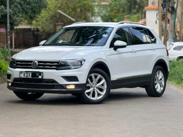 2013 Volkswagen Passat Low Mileage