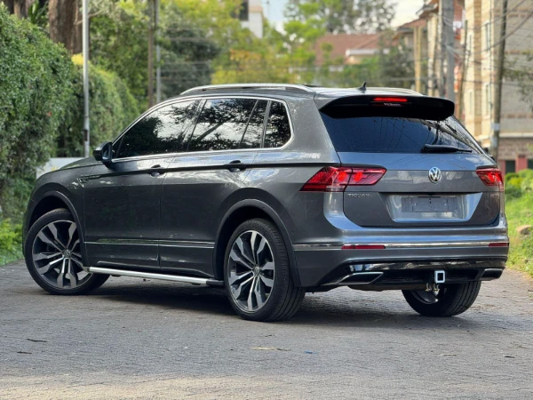 2018 Volkswagen Tiguan TSI 4MOTION Sunroof