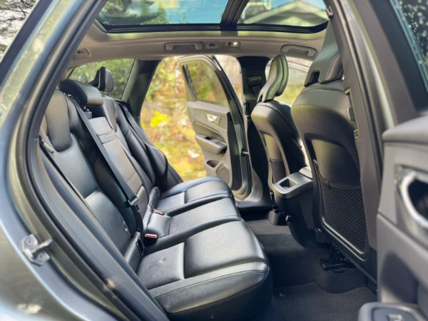 2018 Volvo XC60 T5 AWD Sunroof