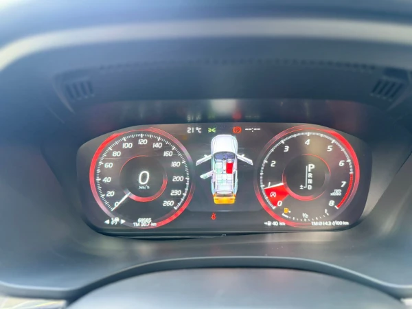 2018 Volvo XC60 T5 AWD Sunroof