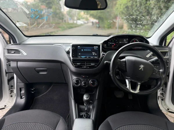 2019 Peugeot 208 Fresh Import