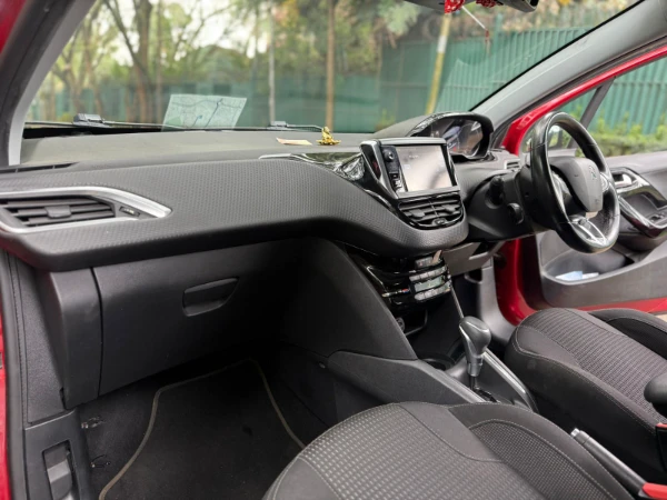 2017 Peugeot 208