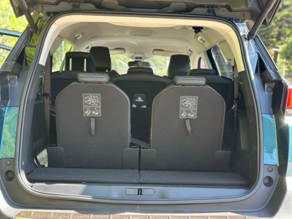 2019 Peugeot 5008 7-Seater