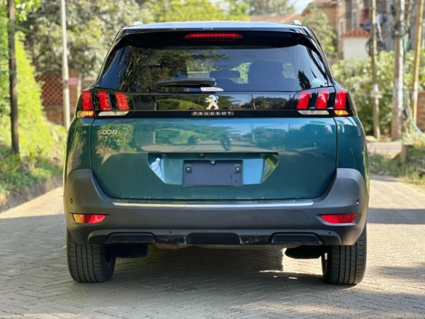 2019 Peugeot 5008 7-Seater