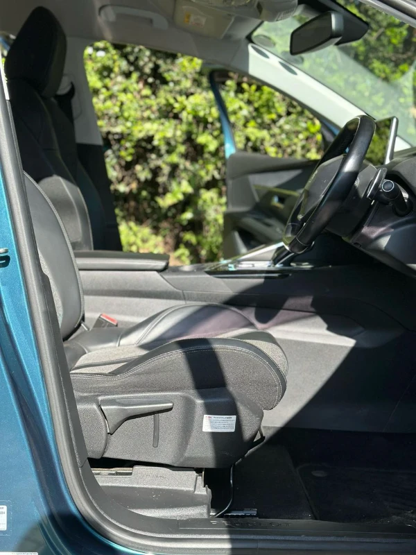 2019 Peugeot 5008 7-Seater