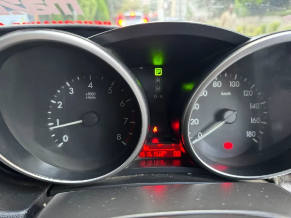 2010 Mazda Axela