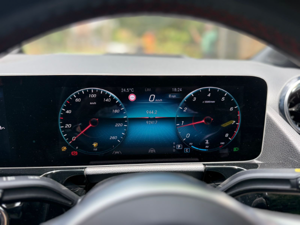 2019 Mercedes Benz B180