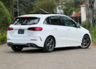 2020 Mercedes Benz B180 Sunroof