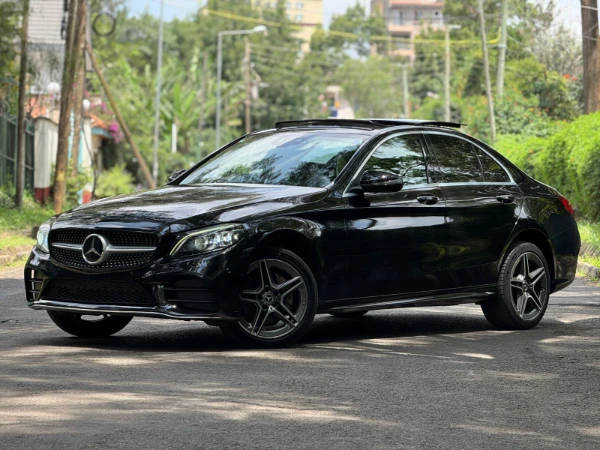 2019 Mercedes Benz C200 Sunroof