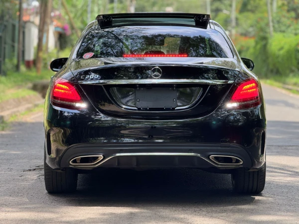 2019 Mercedes Benz C200 Sunroof