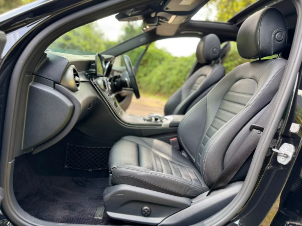 2019 Mercedes Benz C200 Sunroof