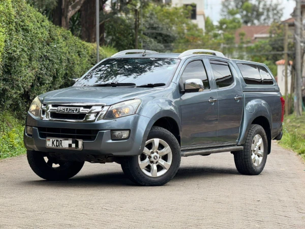 2017 Isuzu D-Max Doube Cabin Canopy
