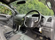 2017 Isuzu D-Max Doube Cabin Canopy