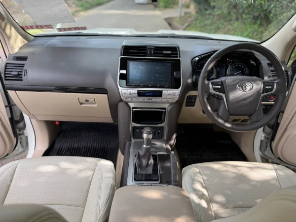 2018 Toyota LandCruiser Prado TX Sunroof