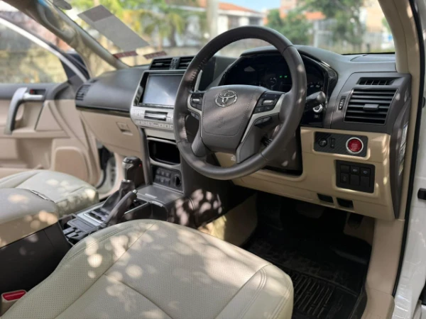 2018 Toyota LandCruiser Prado TX Sunroof