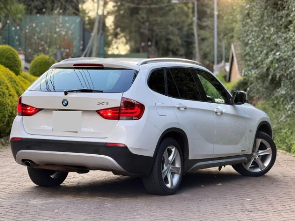 2011 BMW X1