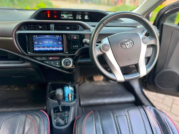 2016 Toyota Aqua Hybrid