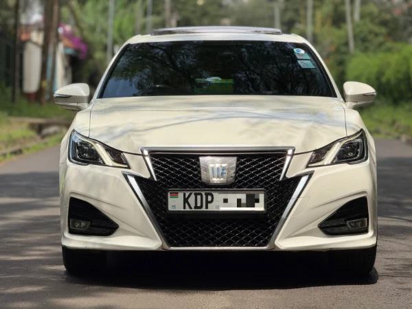 2017 Toyota Crown Athlete