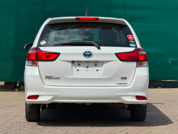 2019 Toyota Fielder Hybrid