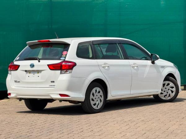 2019 Toyota Fielder Hybrid