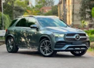 2020 Mercedes Benz GLE300d Fully Loaded Sunroof