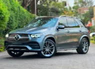 2020 Mercedes Benz GLE300d Fully Loaded Sunroof