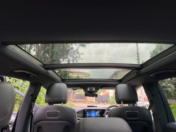 2019 Mercedes Benz Fully Loaded Sunroof
