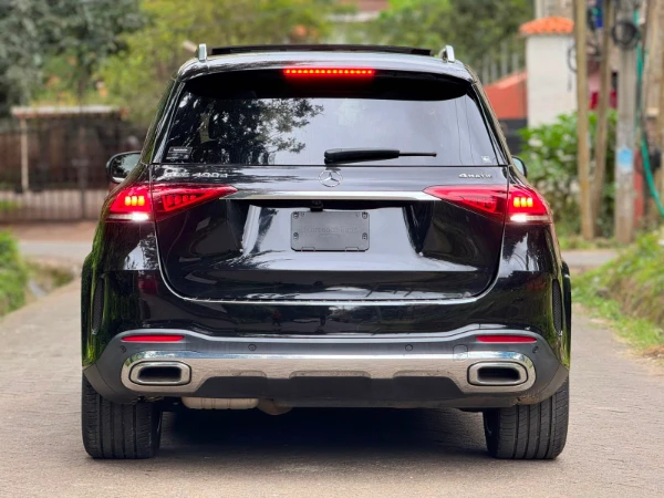 2019 Mercedes Benz Fully Loaded Sunroof