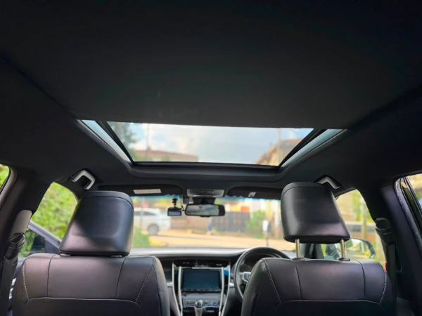 2019 Toyota Harrier Sunroof