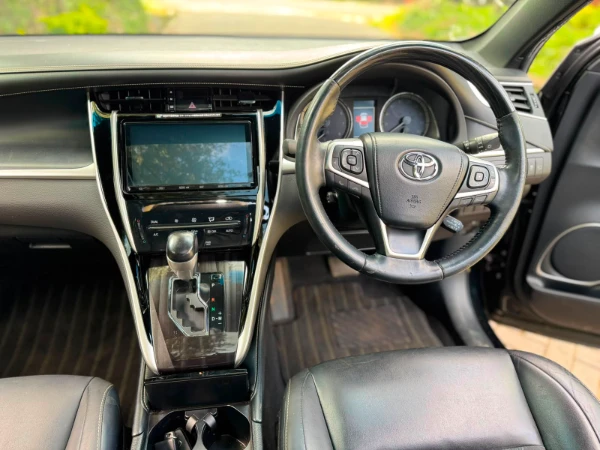 2019 Toyota Harrier Sunroof