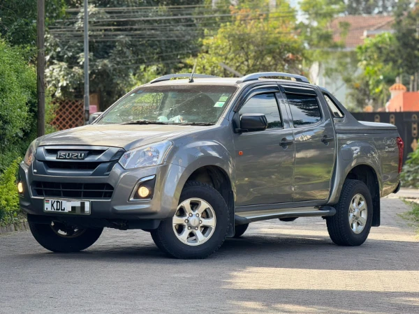 2023 Isuzu D-Maz Local