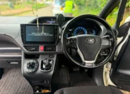 2016 Toyota Noah Hybrid