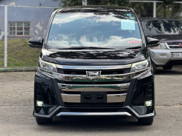 2019 Toyota Noah WXB