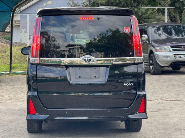 2019 Toyota Noah WXB