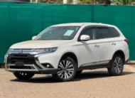 2020 Mitsubishi Outlander Low Mileage