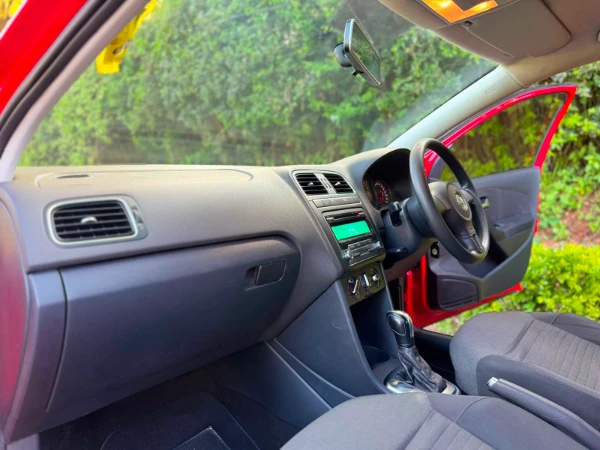 2012 Volkswagen Polo