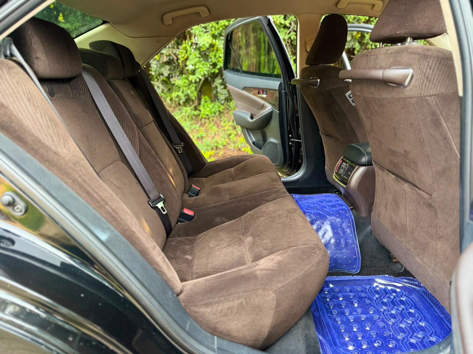 2013 Toyota Crown Royal Saloon