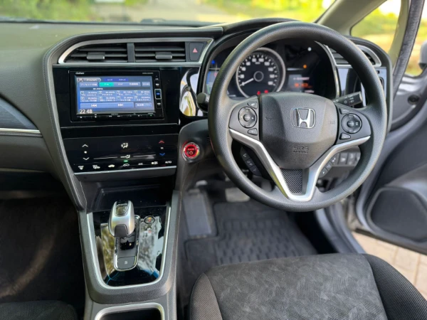 2019 Honda Fit Shuttle Hybrid