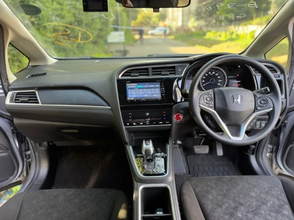 2019 Honda Fit Shuttle Hybrid